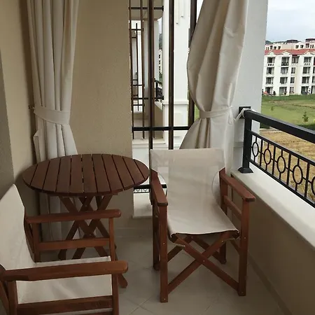Green Kavaci Apartment