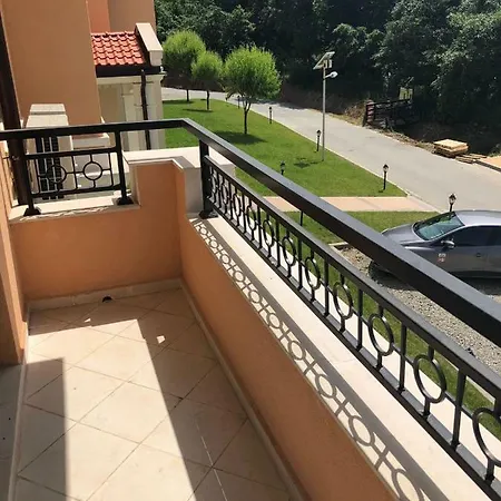 Appartamento Green Kavaci Apartment Sozopol